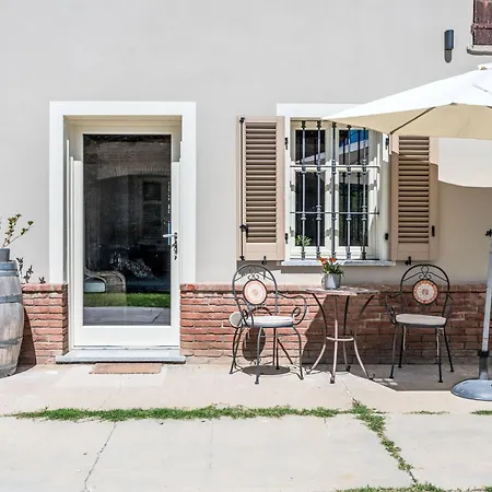 Apartament La Rosa By Interhome *